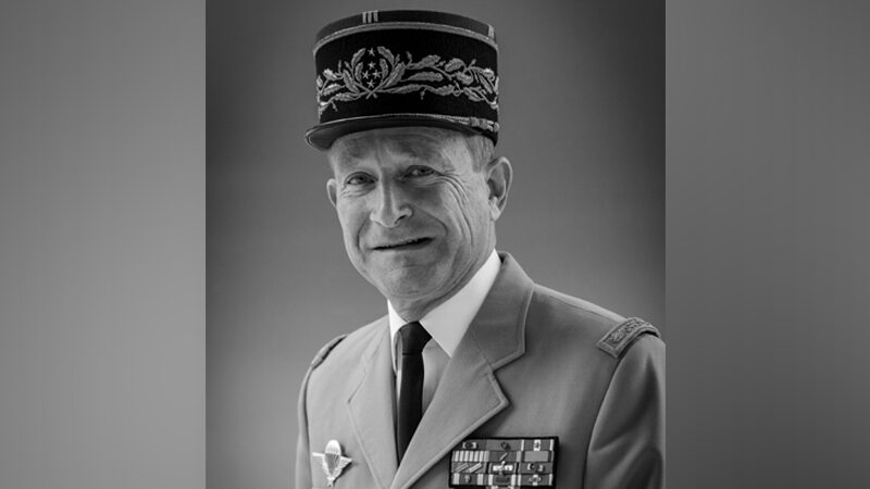 pierre-de-villiers-general-politique-utopiste-800x450-1