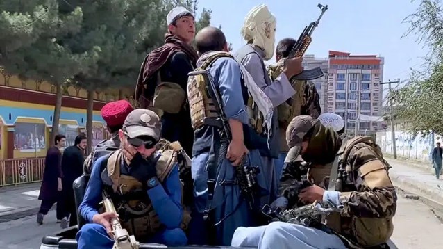 afghanistan-les-medias-desesperement-a-la-recherche-de-taliban-moderes-800x450.jpg