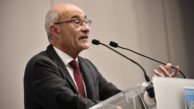 reveil-peuple-dictateurs-jean-yves-le-gallou-forum-dissidence