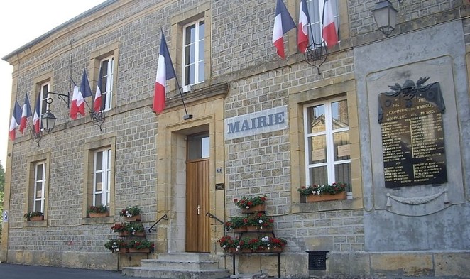 mairie_de_warcq-800x475-1