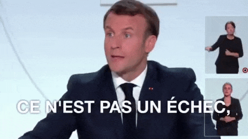 gifa-macron-pas-echec-pas-marche.gif
