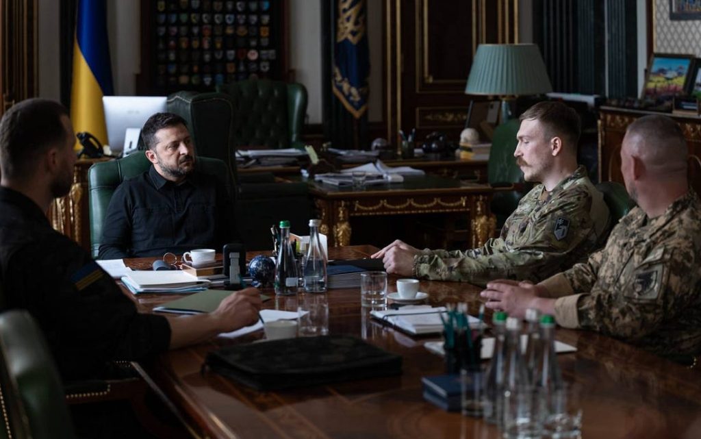 Ukraine : les coulisses du limogeage de Syrsky